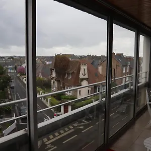  Appartement Le Courtois France